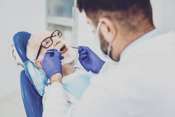 Best Weekend Emergency Dentist in Woodlawn Beach, FL